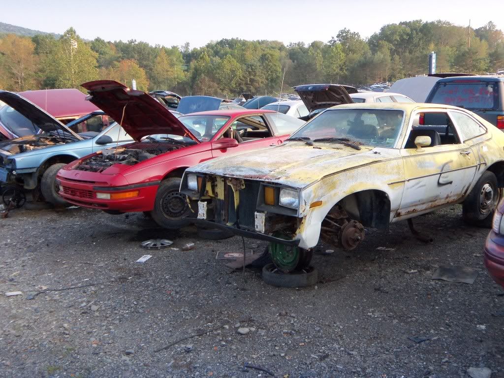 http://i282.photobucket.com/albums/kk241/jimmyfloyd182/For%20Sale/junkyardCars/GarysUPullIt_General/2011_09_15/100_0847.jpg