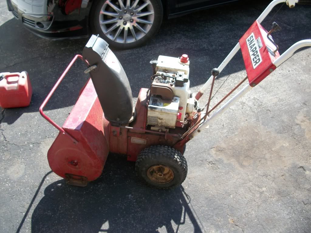 http://i282.photobucket.com/albums/kk241/jimmyfloyd182/projects/Snapper_4220_Snowblower/100_6809.jpg