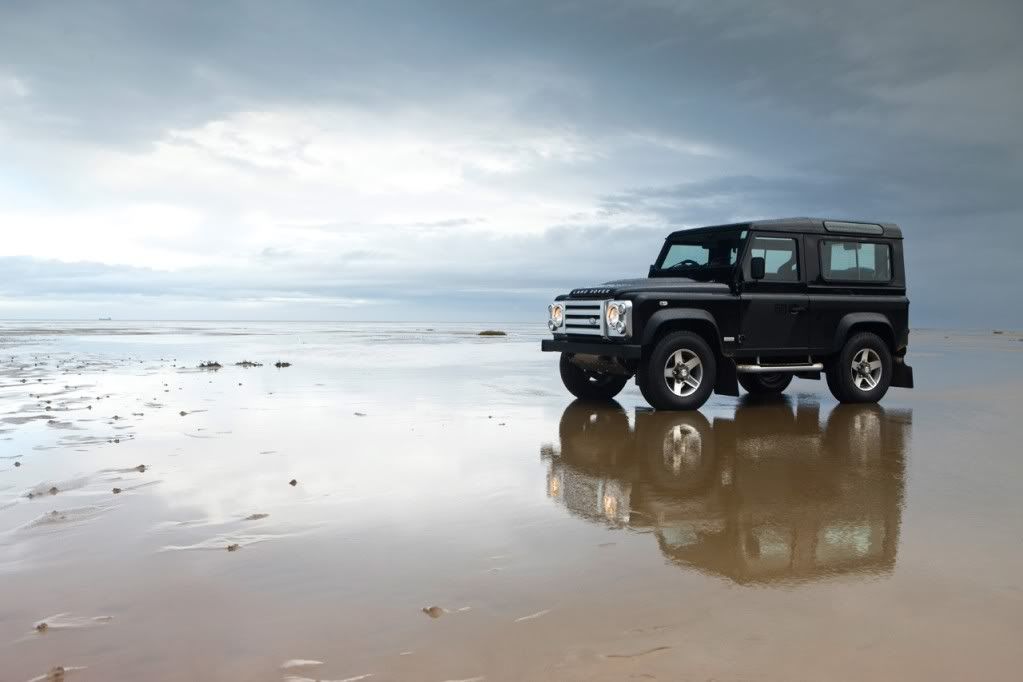 Land Rover Defender 90 Svx. 906 Image