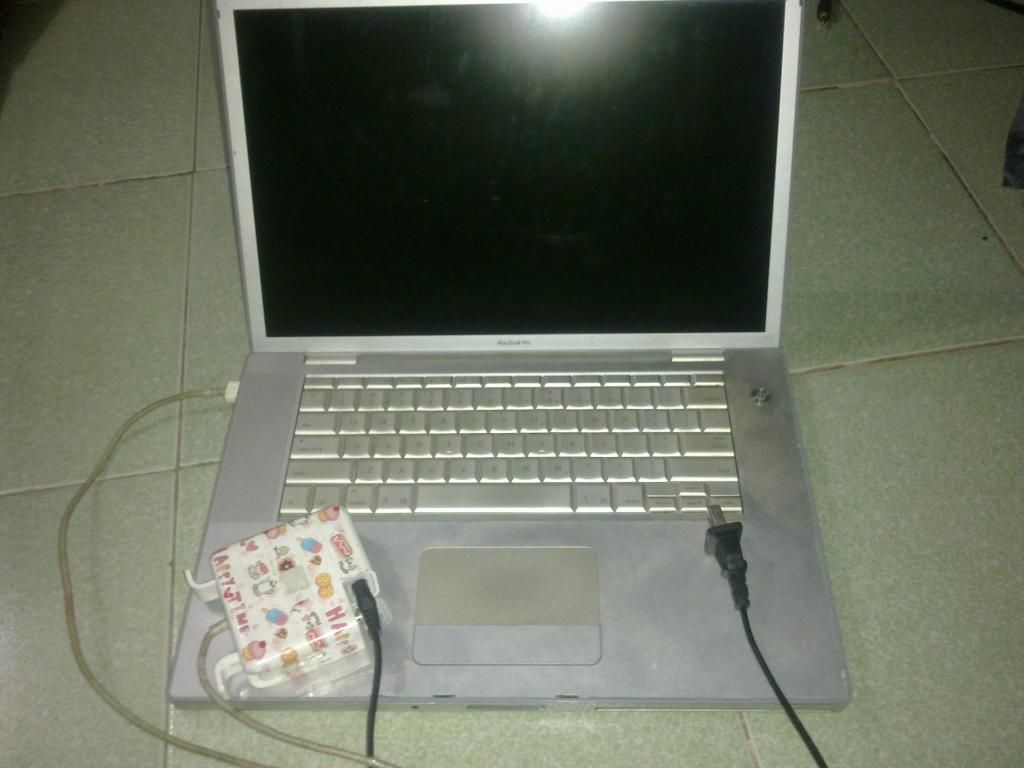 Rã xác macbook pro 2008 - 1