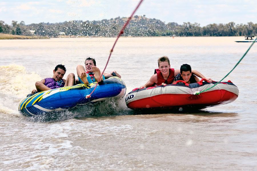 IMAGE: http://i282.photobucket.com/albums/kk259/mcgurks/Misc/IMG_4394a.jpg