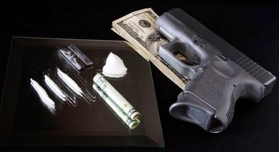 cocaine-money-and-guns.jpg