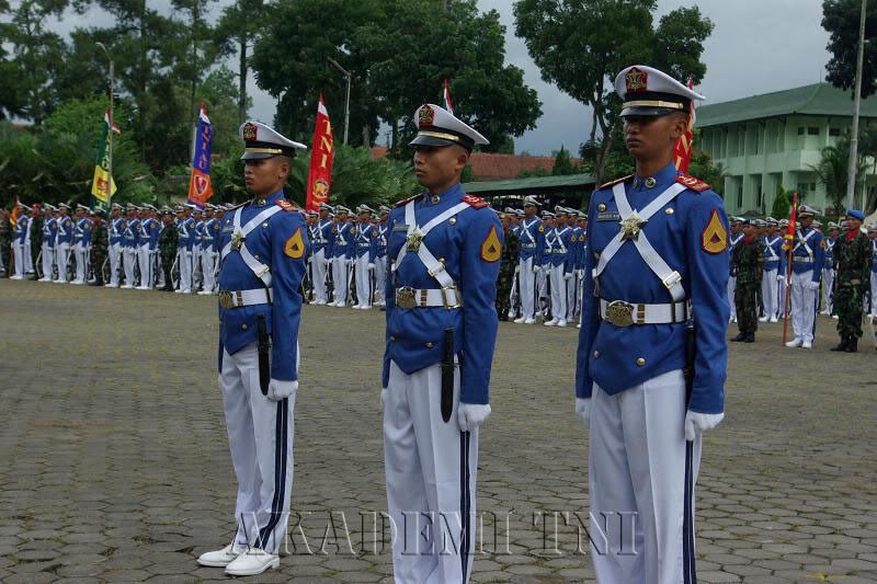 Upacara Kenaikan Pangkat Akademi TNI