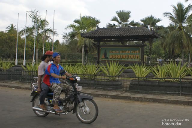 Candi Borobudur Signboard