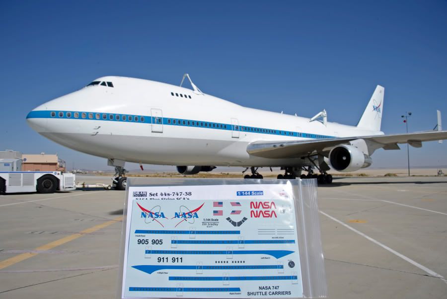 SCA_Decals-and-747.jpg