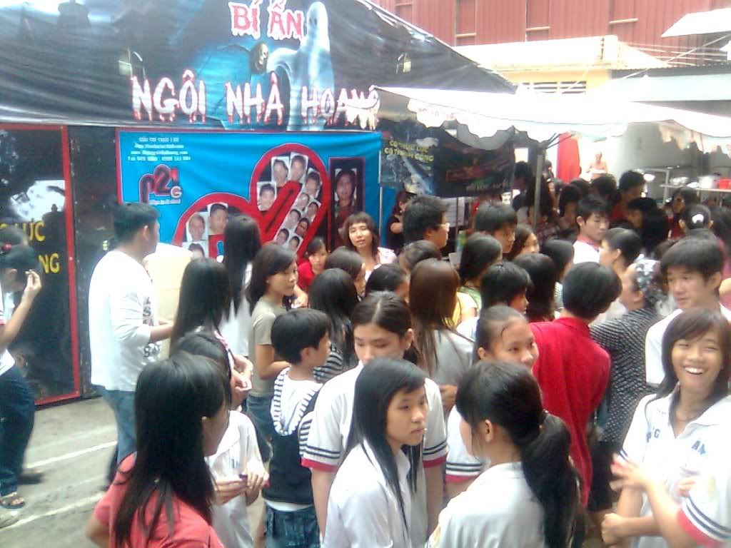 NGÔI NHÀ MA - Phiên bản 2: Kinh dị và rùng rợn. Hic - 1