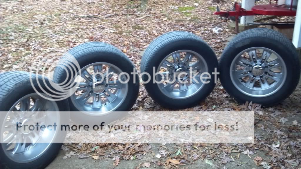 What size lug nuts? PowerStrokeArmy